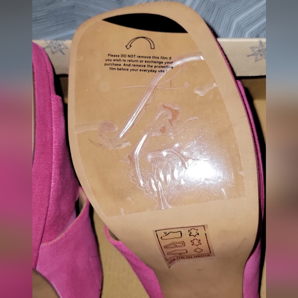 Brand New in Box (NIB) Free People Love is Everywhere Platform Heel - Picture 7 of 12